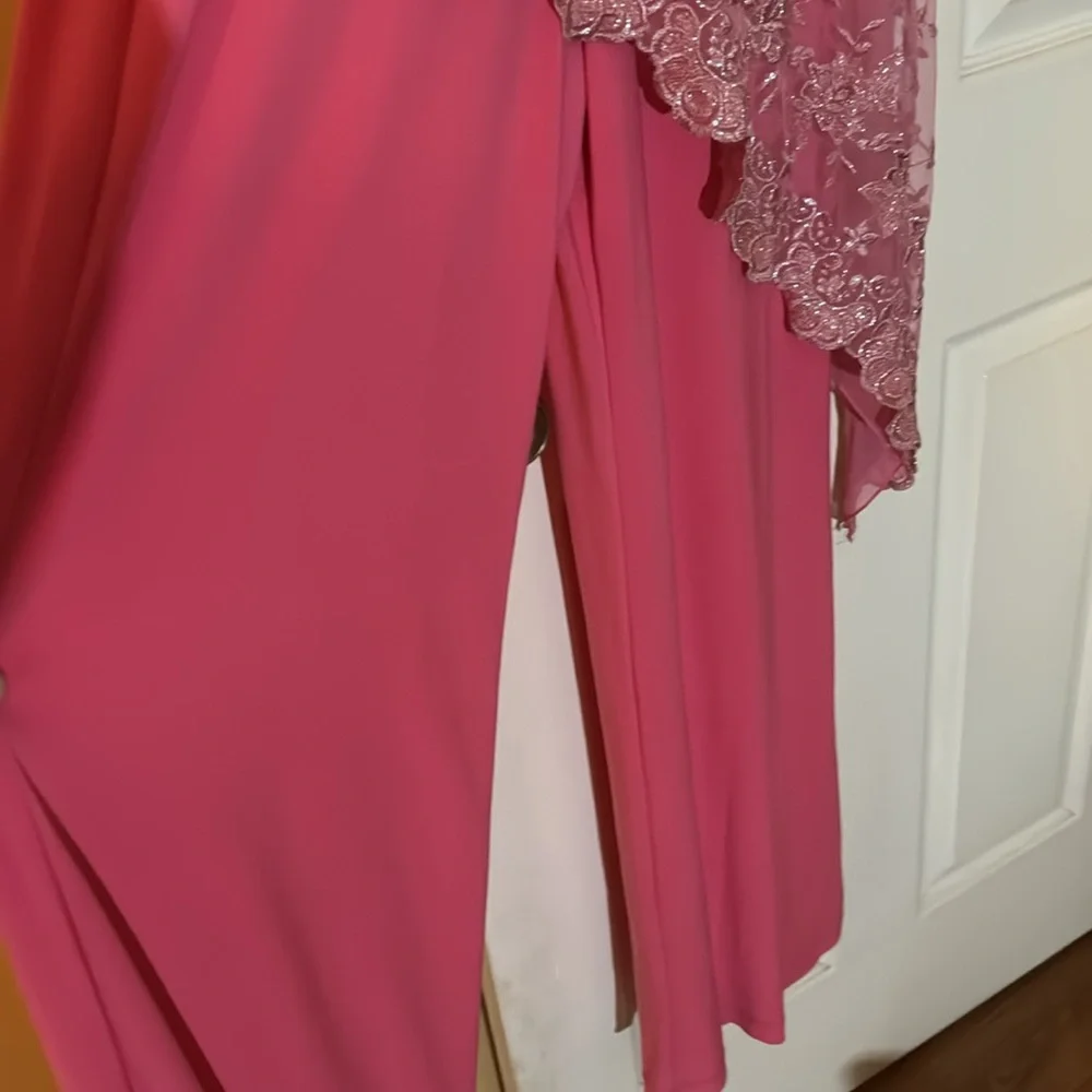 Jumpsuit. - Picture 3 of 4